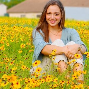 Meet your Posher, Alyssa